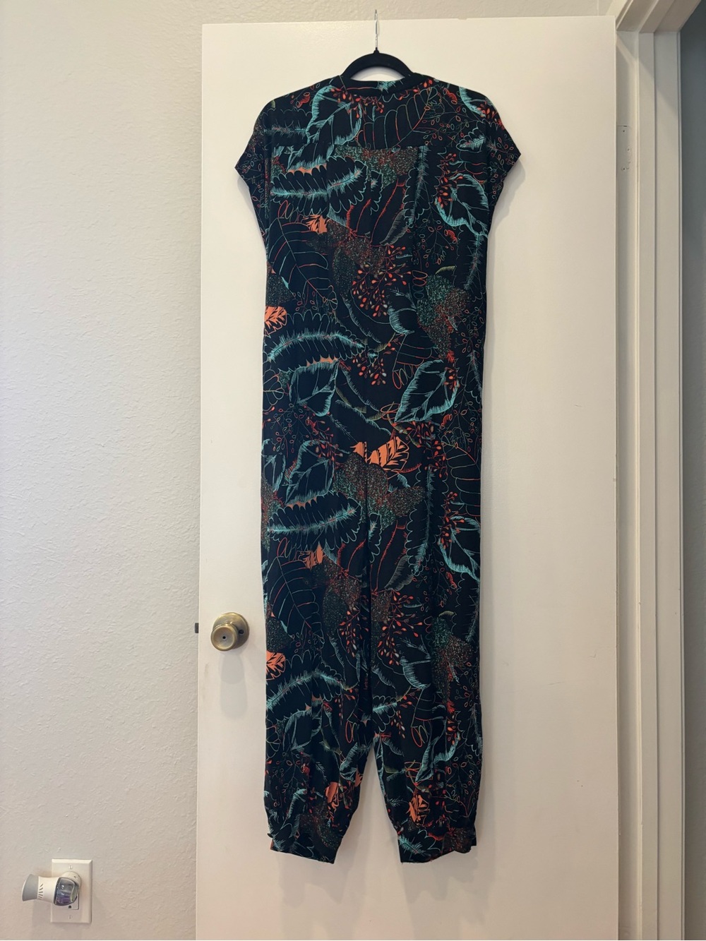 Anthropologie Maeve Tropical Leaf-Print Jumpsuit One Piece Jumper boho chic